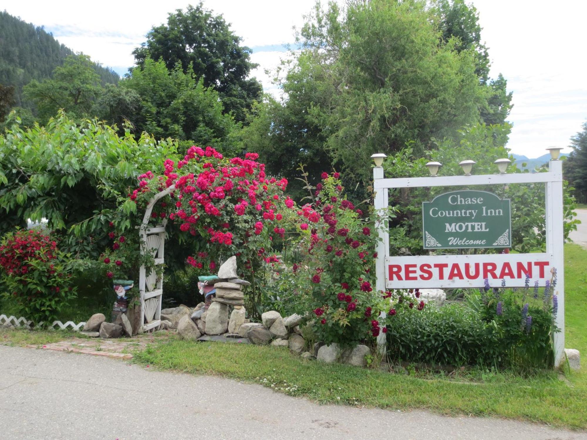 Chase Country Inn Buitenkant foto