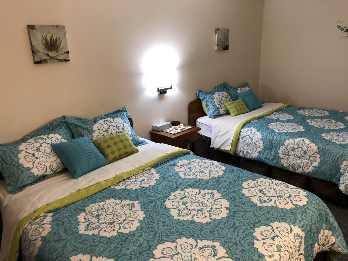 Chase Country Inn Buitenkant foto