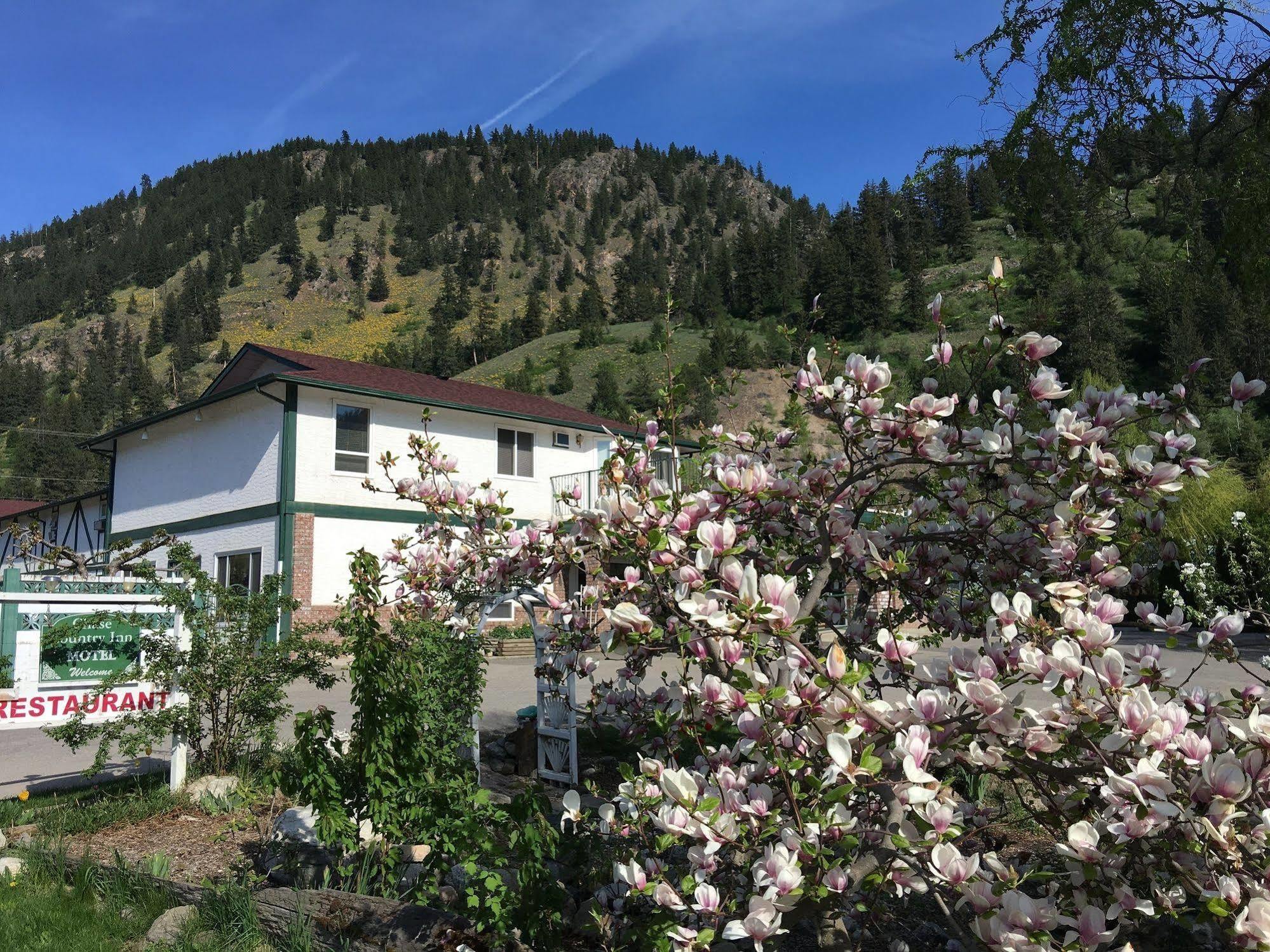 Chase Country Inn Buitenkant foto