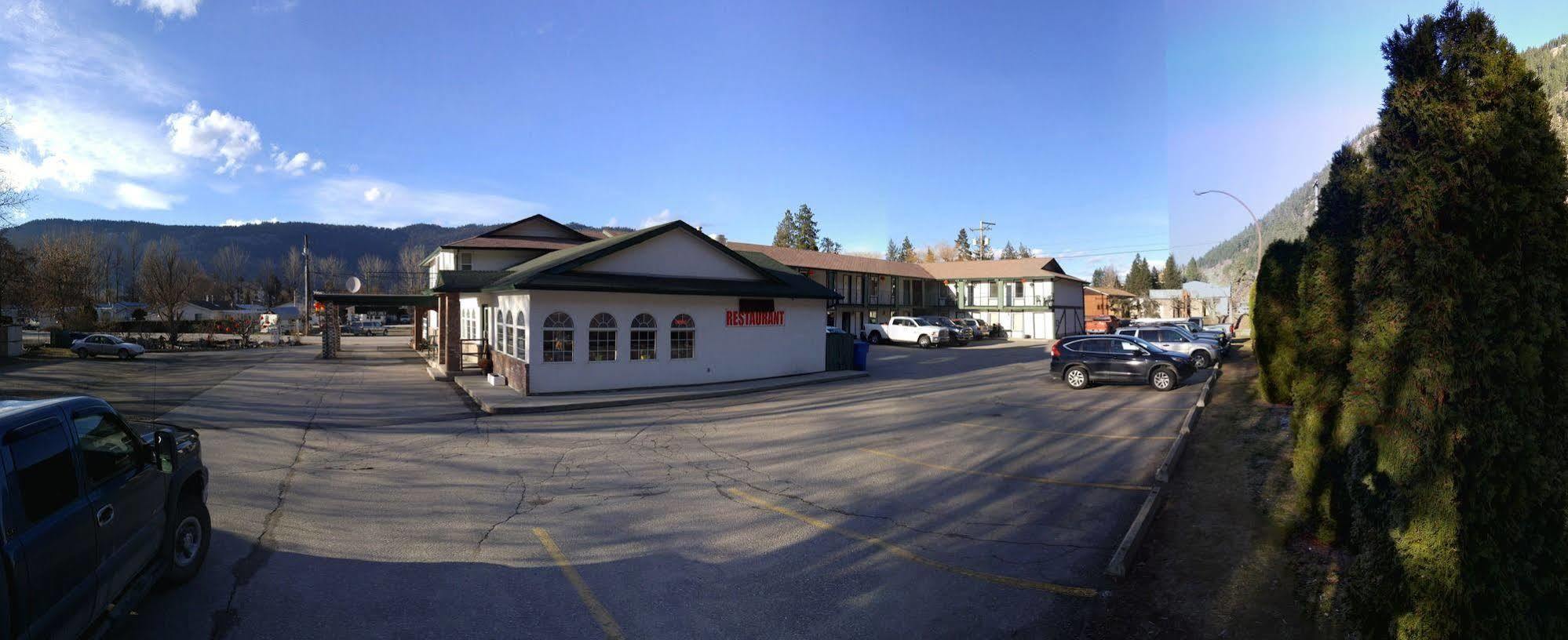 Chase Country Inn Buitenkant foto